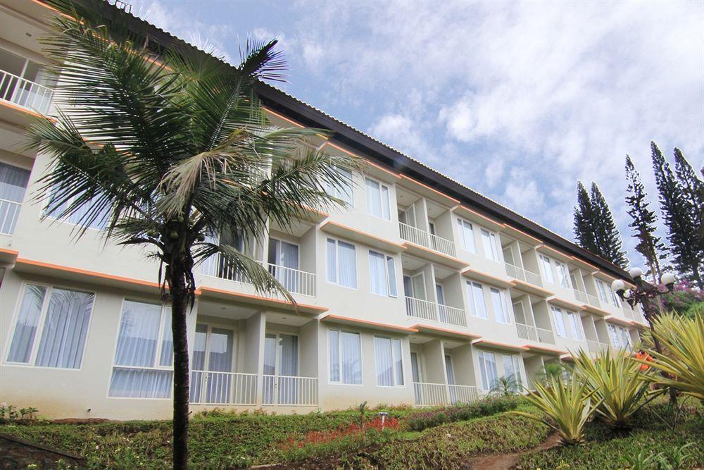 Royal Hotel And Villas Trawas Dış mekan fotoğraf