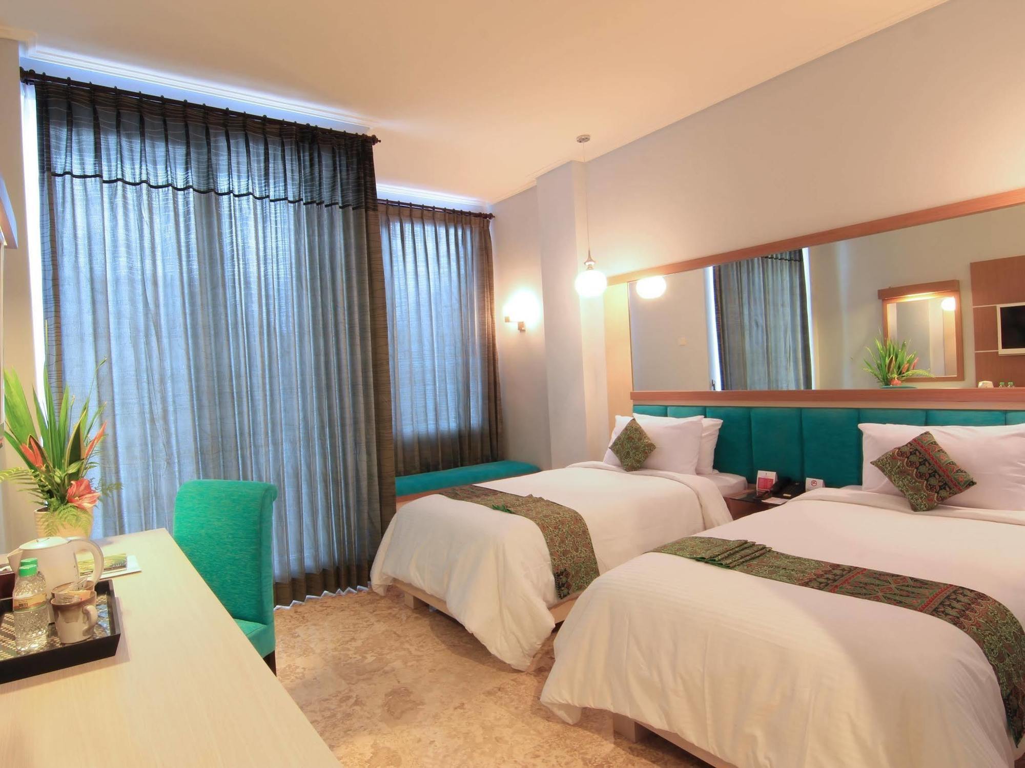 Royal Hotel And Villas Trawas Dış mekan fotoğraf
